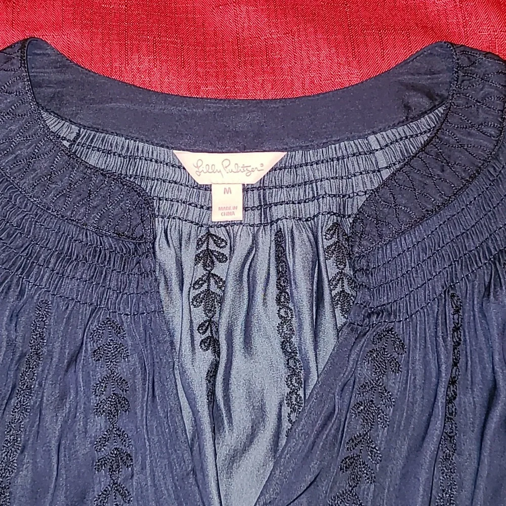 Lilly Pulitzer Elegant Tunic for Women, Size Medium, Color Blue ๐ โค๏ธ - Picture 5 of 8
